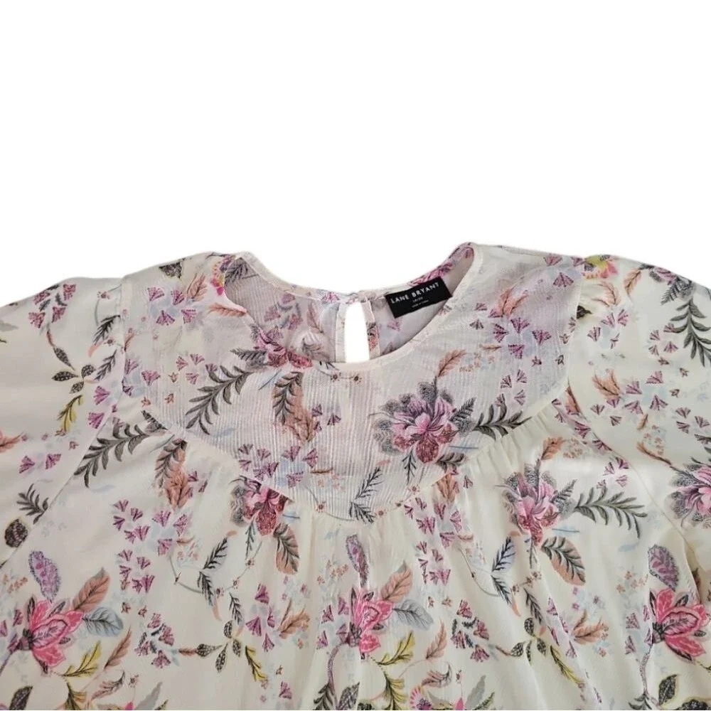 Lane Bryant Floral Blouse Women’s 18/20 Buttercream Yellow Romantic Top